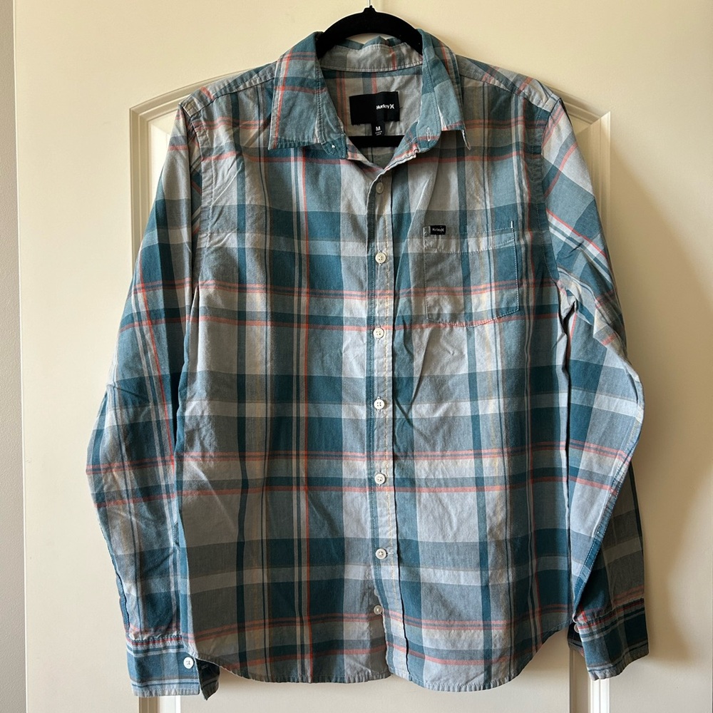 Hurley Plaid Button Down Long Sleeve Shirt